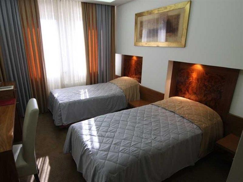 Hotel Exclusive Sarajevo Exterior photo