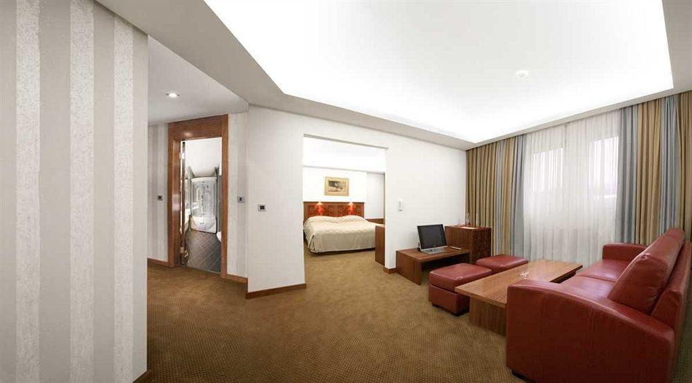 Hotel Exclusive Sarajevo Exterior photo